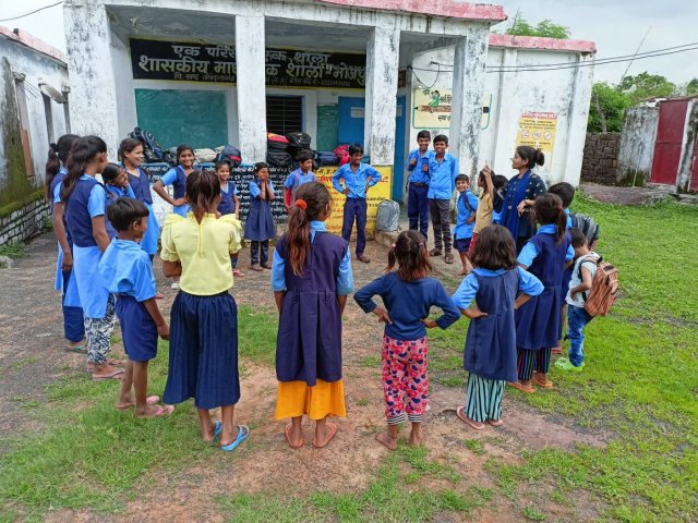 Poetry with Actions - Bhojpur